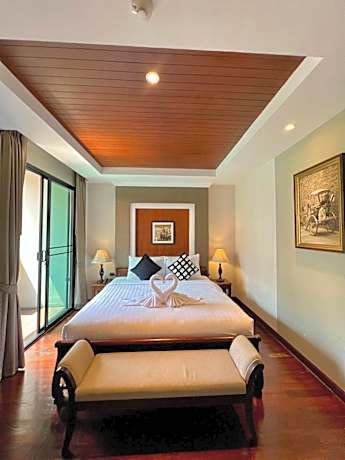 Double Room with Pool View