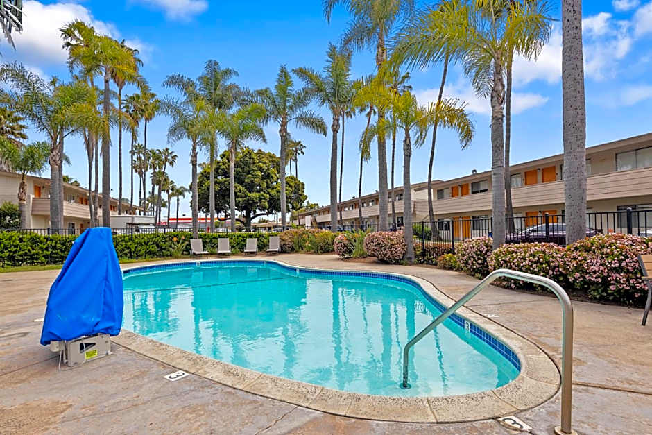 Hotel Palmeras Chula Vista