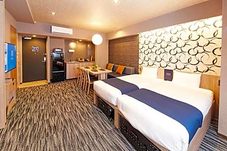 Grand Japanese Room with Washing Machine