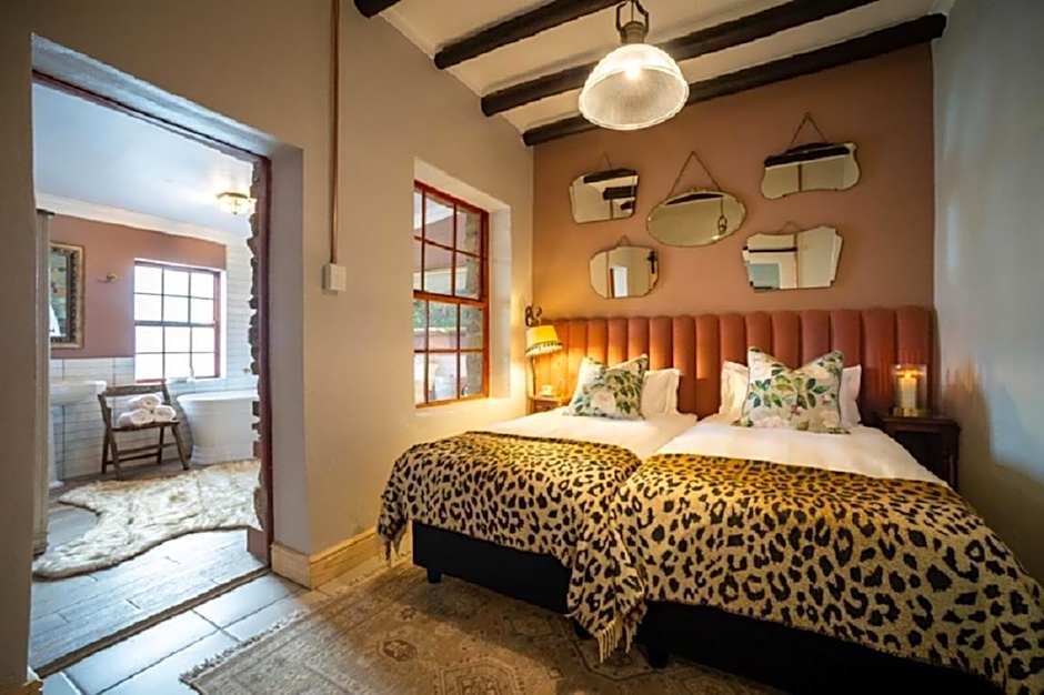 Kamagu Safari Lodge