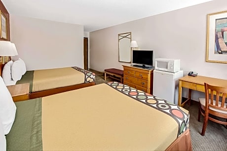 2 Queen Beds Smoking