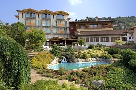 Hotel Miralago