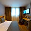 Catalonia Port Hotel