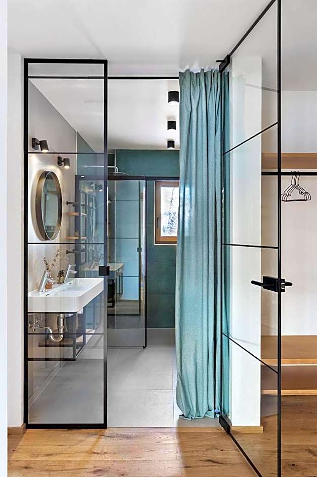 Holzhackerin - the charming Haus am Berg