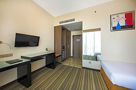 Superior Twin Room with Balcony