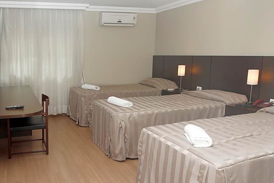 Hotel Plaza Apolo