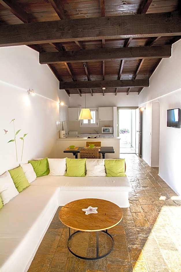 Skiathos Holidays Suites & Villas