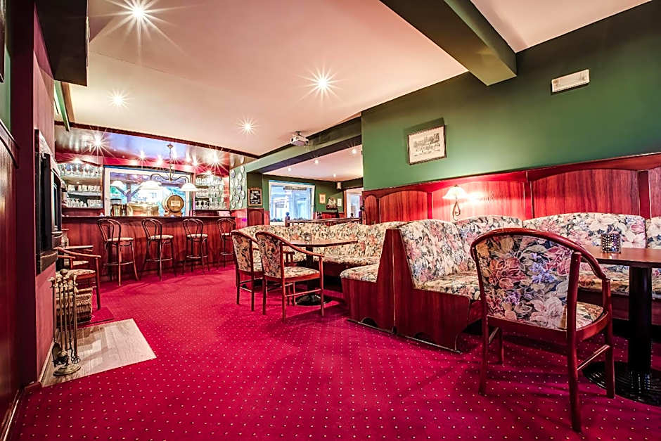 Hotel Konradówka Wellness & SPA - 300 metrów do centrum