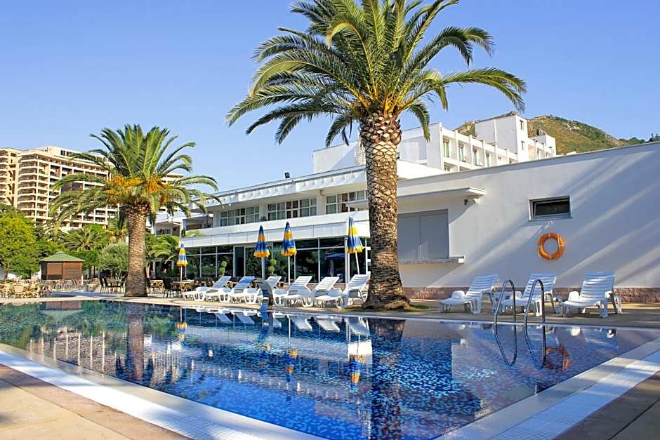 Montenegro Beach Resort