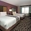 La Quinta Inn & Suites by Wyndham Wichita Airport