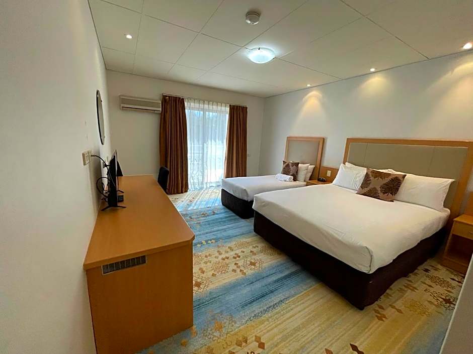 Haven Marina Glenelg