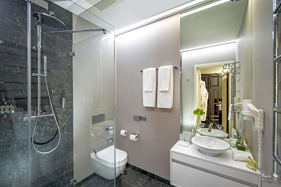 Astoria Hotel