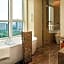 HUALUXE Ningbo Harbor City By IHG