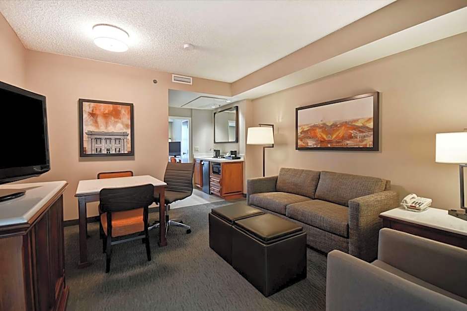 Embassy Suites By Hilton Hotel Little Rock