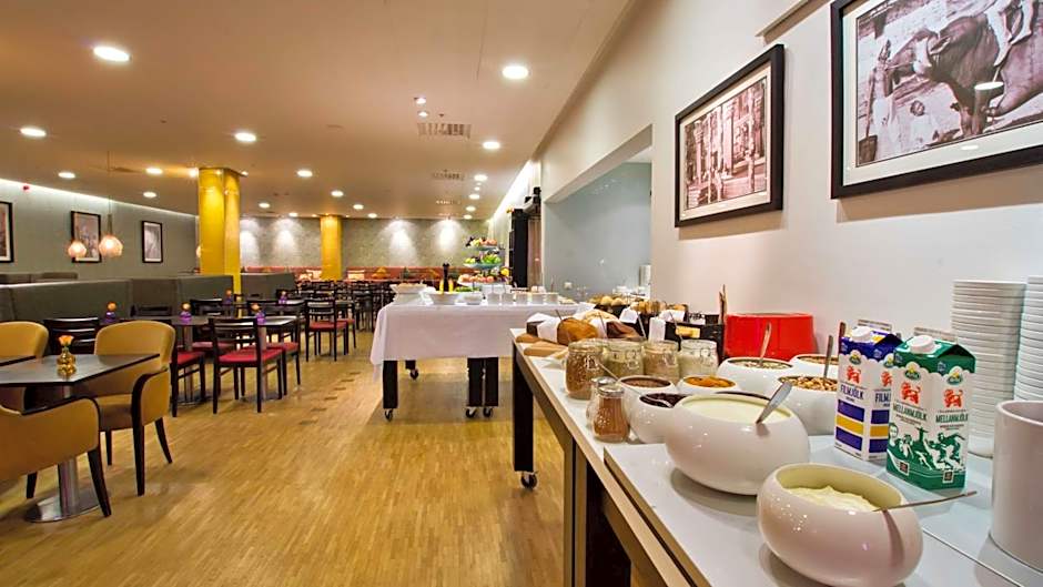 Best Western Plus Time Hotel