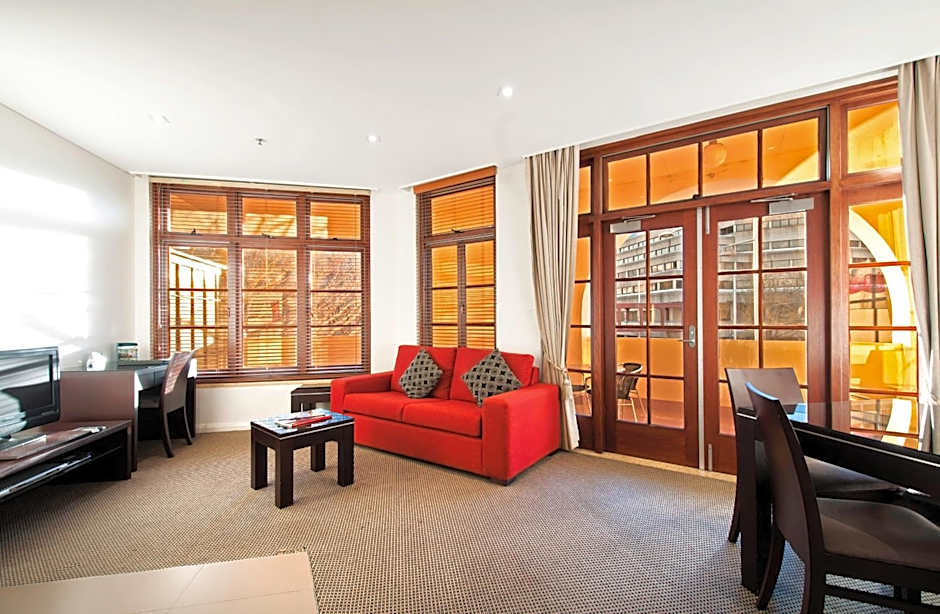 Quest Canberra Apartment