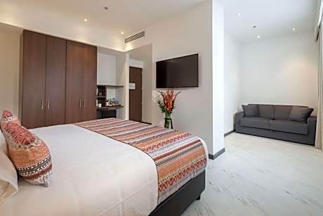 King Suite with Sofa Bed