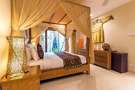 One-Bedroom Villa with Private Pool and Free Floating Breakfast