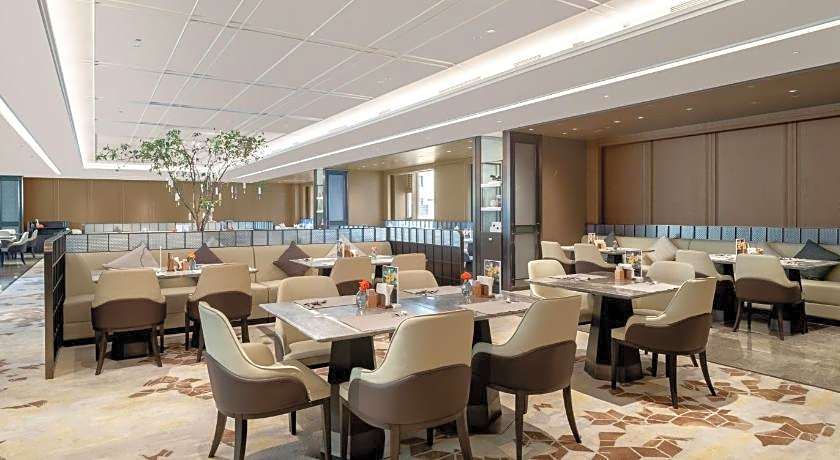 Yuexiu Hotel Guangzhou, Curio Collection by Hilton