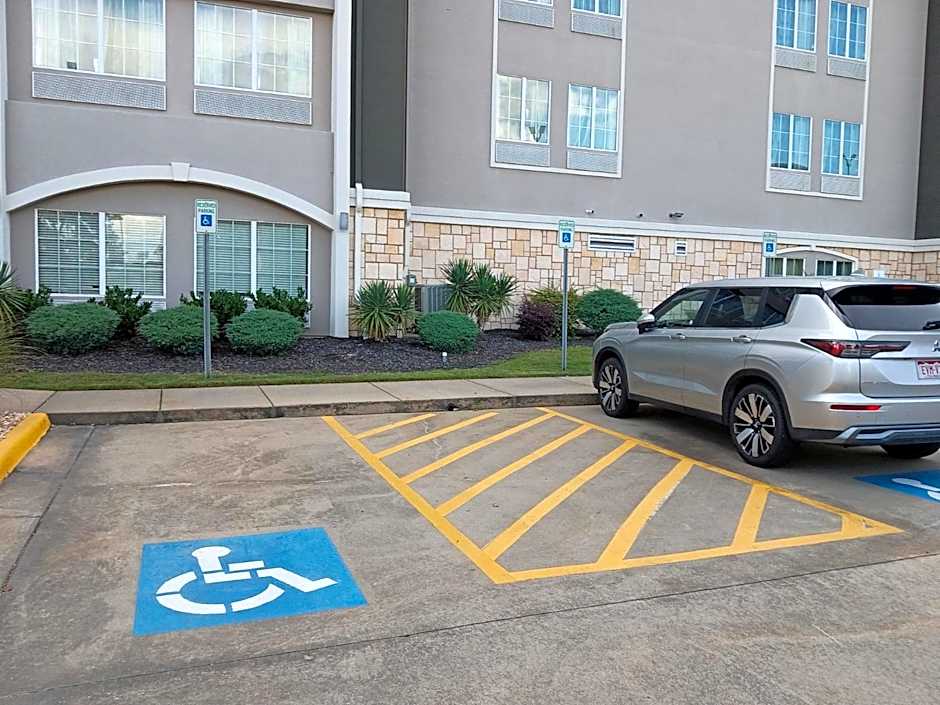 La Quinta Inn & Suites by Wyndham Little Rock - Bryant