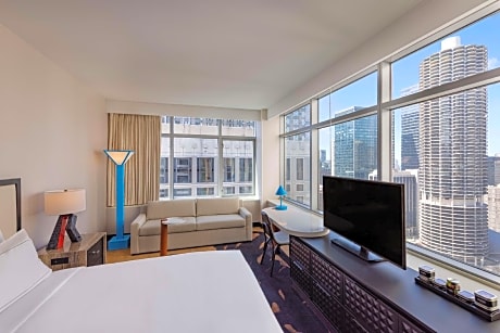 Luxury Spa King Suite