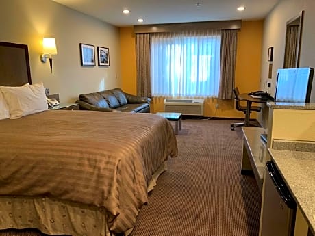 Queen Room with Sofa Bed - Disability Access/Non-Smoking