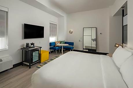 Larger Deluxe King Room