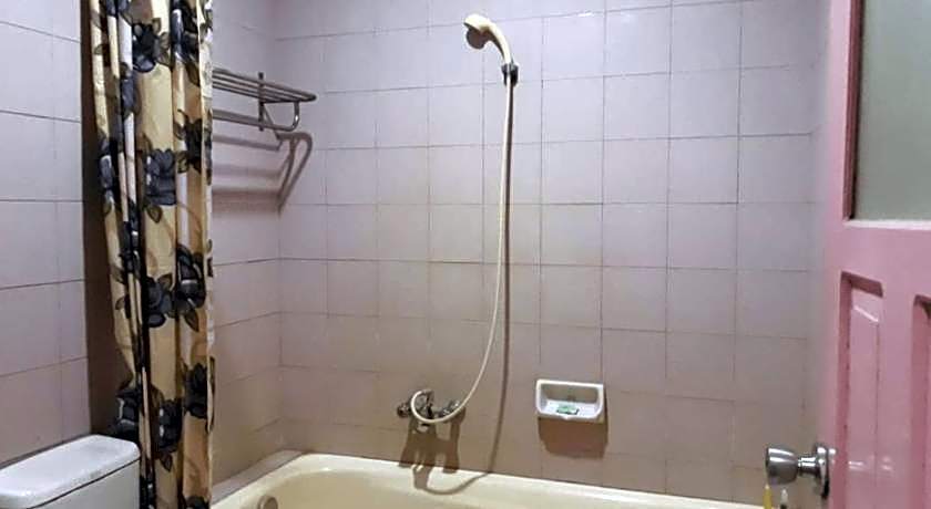 Hotel Parewisata