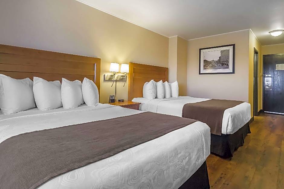 Quality Inn & Suites Saskatoon