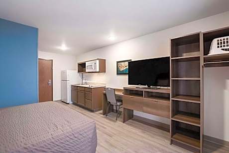 QUEEN SUITE