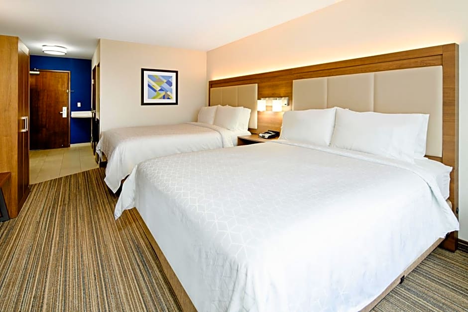 Holiday Inn Express Hotel & Suites Atascadero