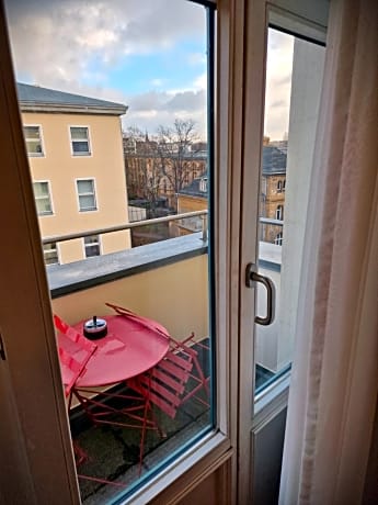 Triple Room with Balcony