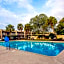 Clarion Inn & Suites Dothan South