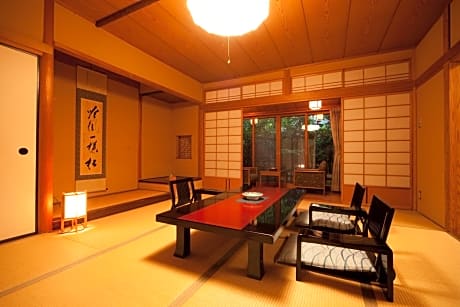 Japanese-Style Deluxe Room with Open-Air Bath - 05