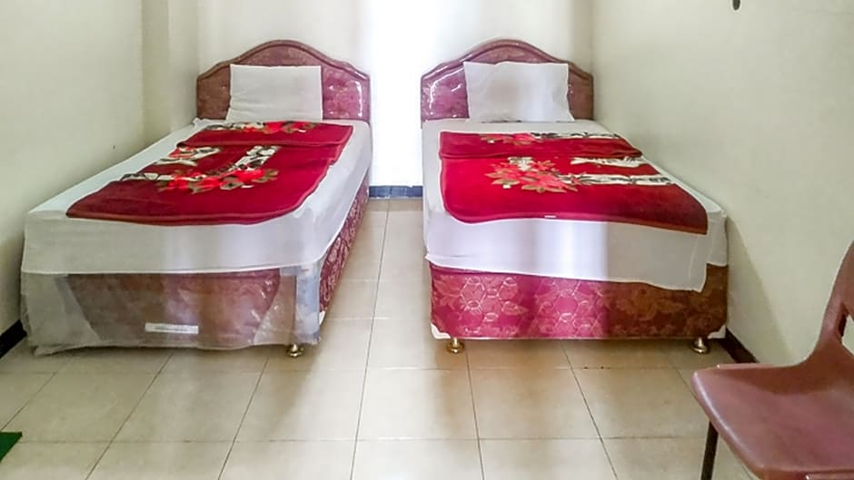 Villa Al Barokah Syariah Family Mitra RedDoorz near Sarangan Lake