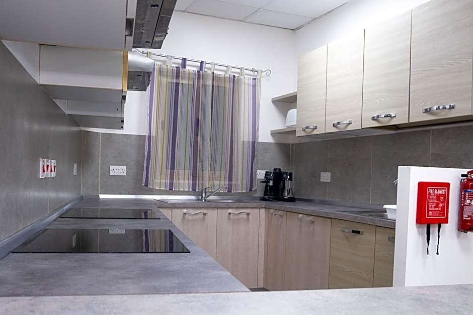 Napoli Suites Studios Aparthotel