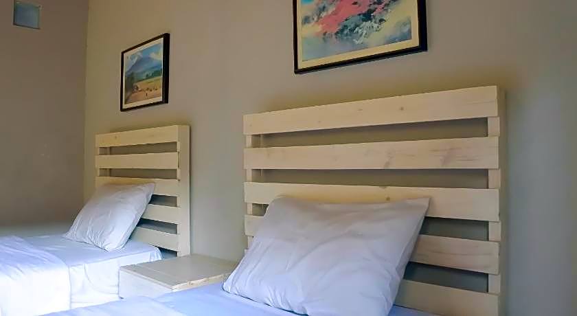 RedDoorz near Exit Toll Pasteur 5