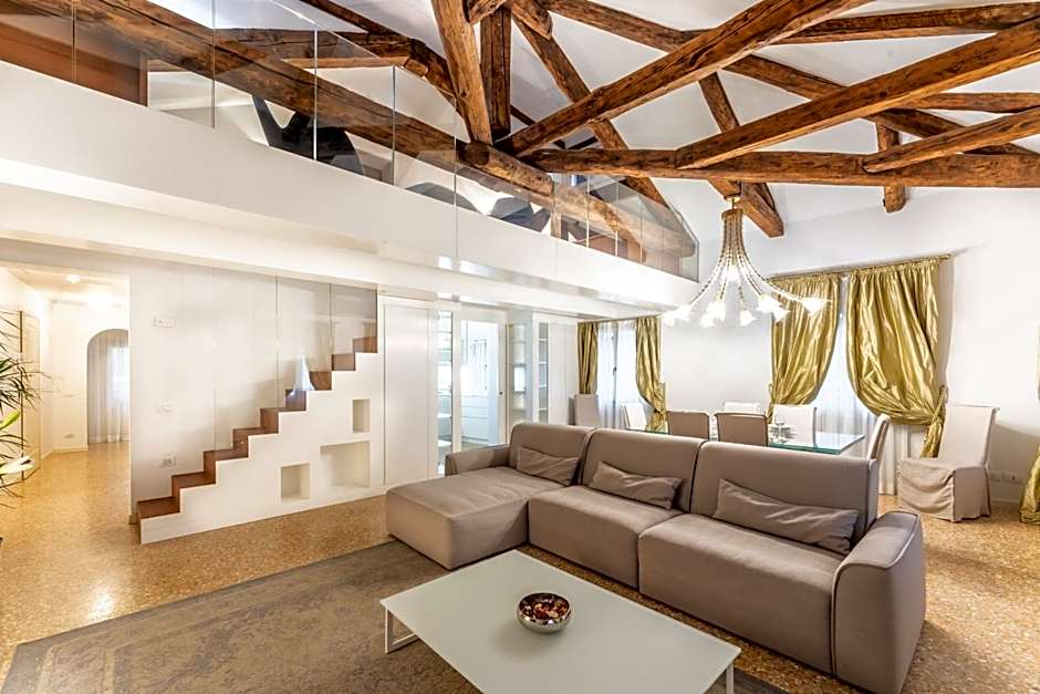 San Teodoro Palace - Luxury Apartments