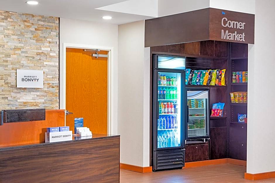 Fairfield Inn & Suites by Marriott Toronto Mississauga