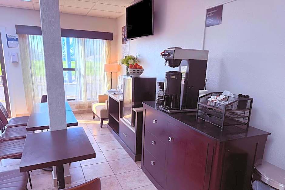 Motel 6-Albert Lea, MN