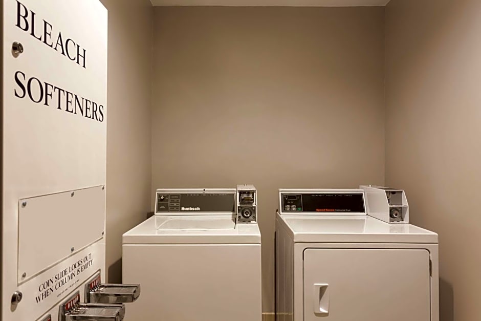 Country Inn & Suites by Radisson, Bentonville South - Rogers, AR