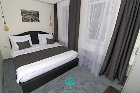 King Room with Mountain View