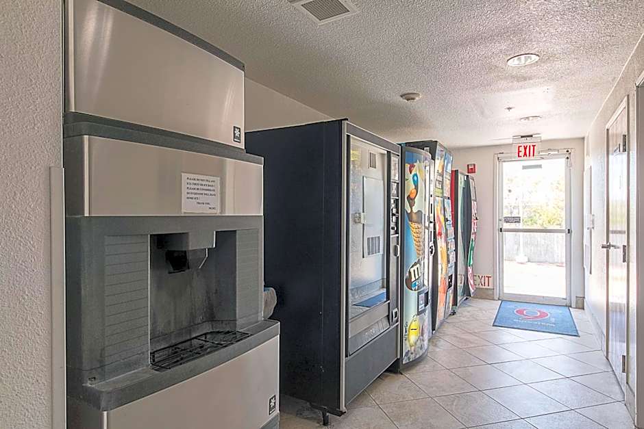 Motel 6-San Antonio, TX - Downtown - Alamo Dome