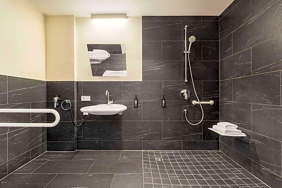 Vienna House Easy by Wyndham  München