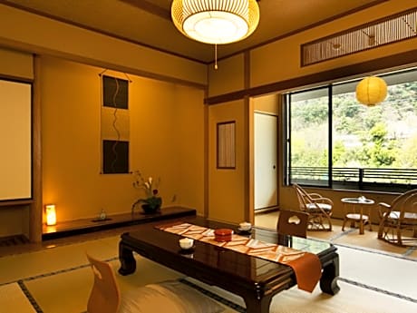 Japanese Style Room with Open-Air Bath