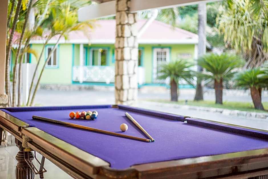 Pineapple Beach Club - All Inclusive - Adults Only