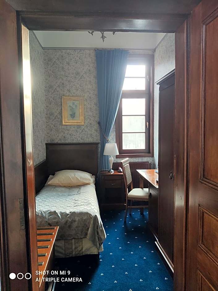 Pałac Myśliwski w Antoninie