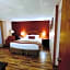 Albert Lea Inn and Suites