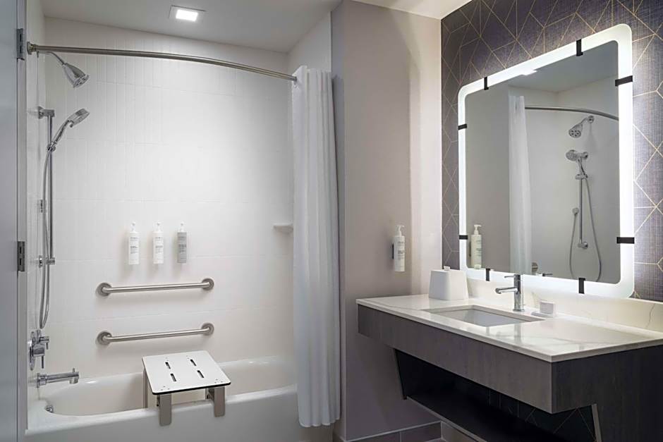 Homewood Suites by Hilton Raleigh Downtown