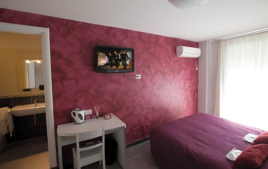 Heart of Rome Rooms